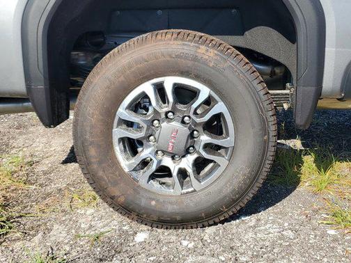 2025 GMC Sierra 2500 SLT