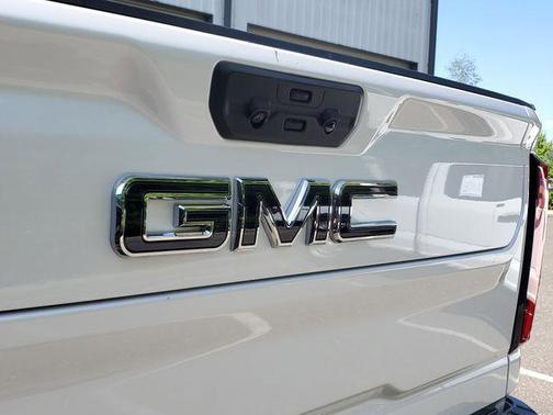 White Frost 2024 GMC Sierra 2500 Denali Ultimate