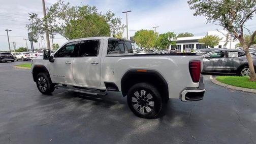 2024 GMC Sierra 2500 Denali