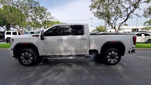 2024 GMC Sierra 2500 Denali
