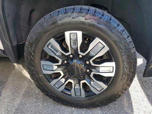 2024 GMC Sierra 2500 Denali