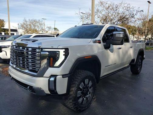 2024 GMC Sierra 2500 Denali