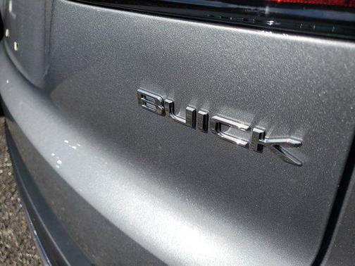 2025 Buick Enclave Preferred FWD