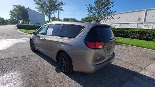 2018 Chrysler Pacifica Touring Plus