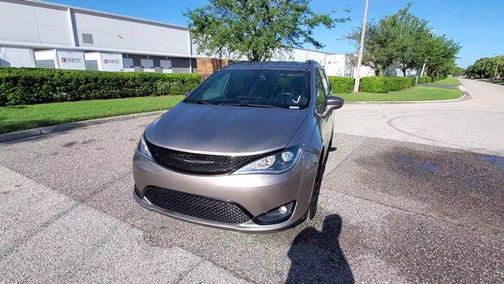 2018 Chrysler Pacifica Touring Plus