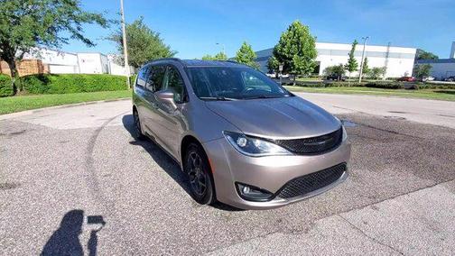 2018 Chrysler Pacifica Touring Plus