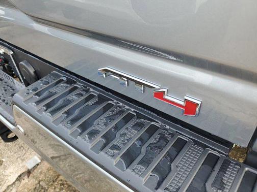 2025 GMC Sierra 2500 AT4