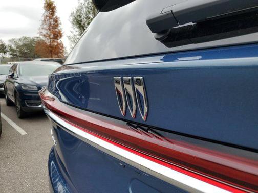 2025 Buick Enclave Preferred FWD