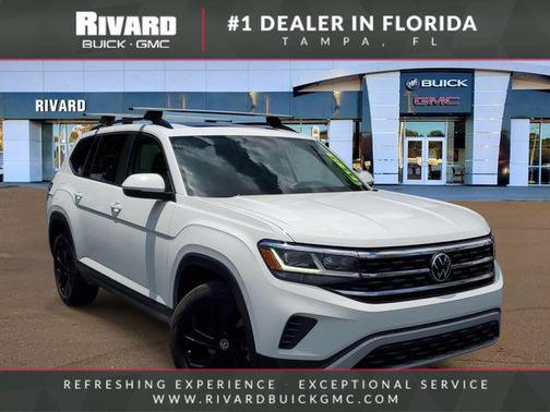 Pure White 2023 Volkswagen Atlas 3.6L SE w/Technology