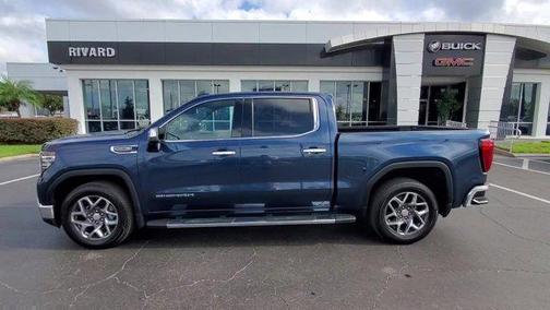 2022 GMC Sierra 1500 SLT