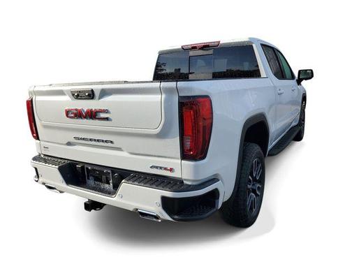 Summit White 2025 GMC Sierra 1500 AT4