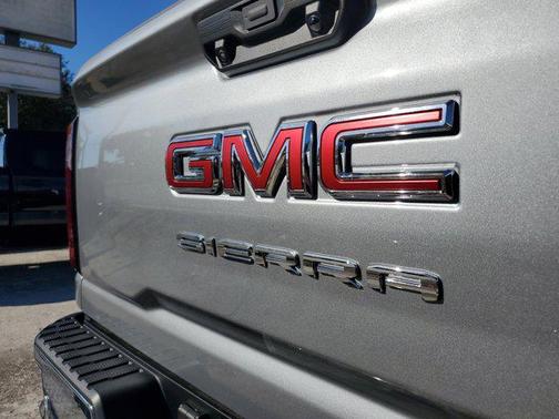 2026 GMC Sierra 2500 SLT