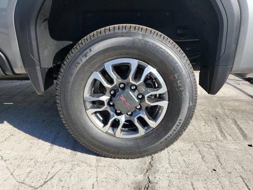 2026 GMC Sierra 2500 SLT