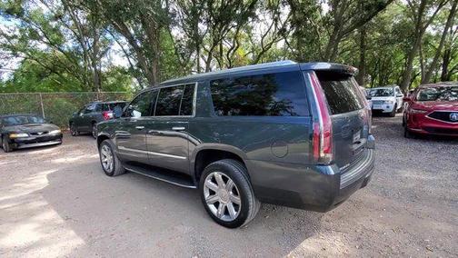 2019 Cadillac Escalade ESV Luxury