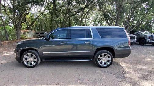 2019 Cadillac Escalade ESV Luxury