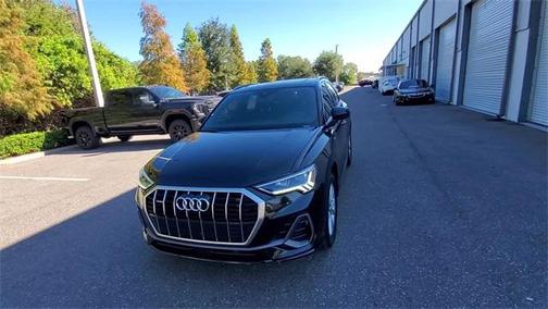 2023 Audi Q3 Premium 45 TFSI S line quattro Tiptronic