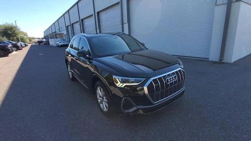 2023 Audi Q3 Premium 45 TFSI S line quattro Tiptronic