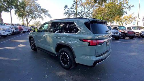2023 Toyota Sequoia SR5