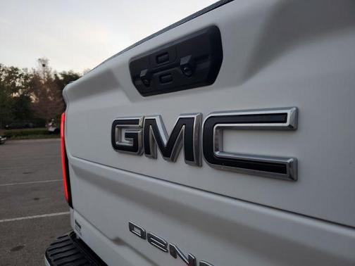 2024 GMC Sierra 3500 Denali