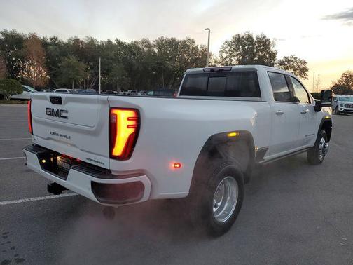 2024 GMC Sierra 3500 Denali