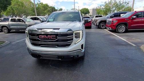 2022 GMC Sierra 1500 SLT