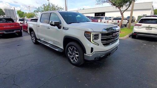 2022 GMC Sierra 1500 SLT