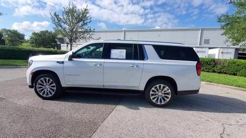 2022 GMC Yukon XL Denali