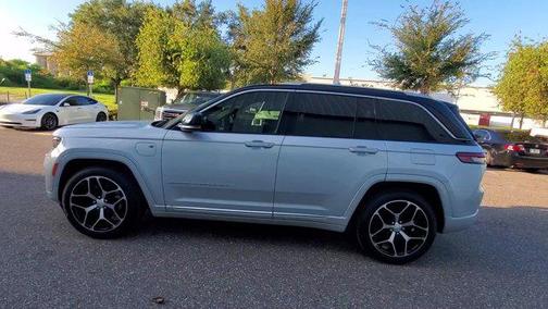 2023 Jeep Grand Cherokee 4xe Summit Reserve