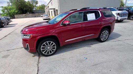 2023 GMC Acadia Denali