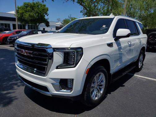 Summit White 2023 GMC Yukon SLT