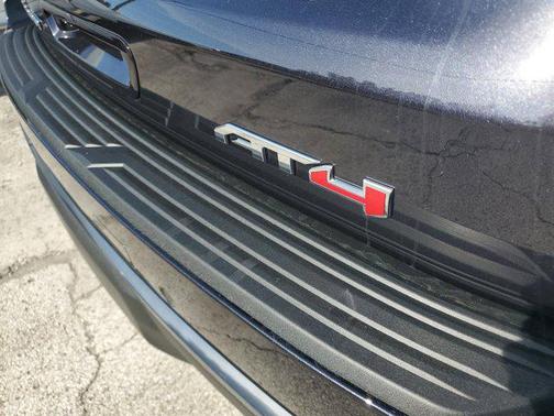 2025 GMC Yukon 4WD AT4