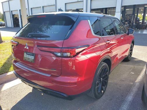 2023 Mitsubishi Outlander SEL 2.5 2WD