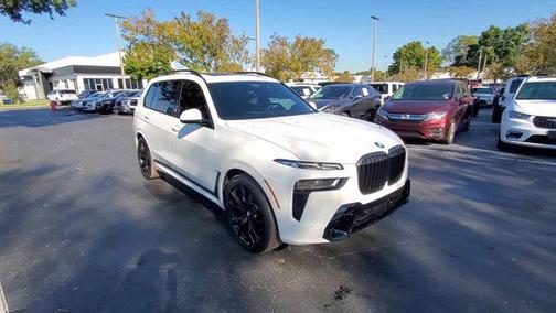 2024 BMW X7 xDrive40i