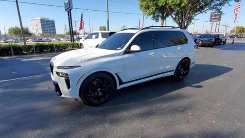 2024 BMW X7 xDrive40i