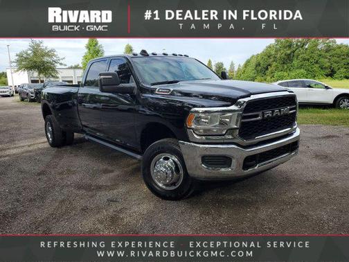 2023 RAM 3500 Tradesman Crew Cab 4x4 8' Box