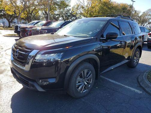 2022 Nissan Pathfinder SV 2WD