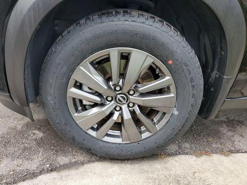 2022 Nissan Pathfinder SV 2WD