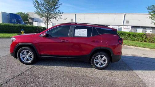 2022 GMC Terrain SLE