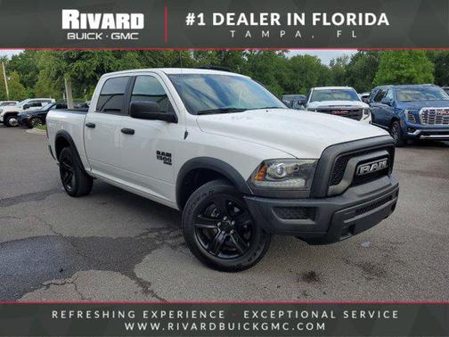 2024 RAM 1500 Classic Warlock Crew Cab 4x2 5'7' Box