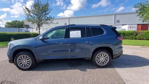 2025 GMC Acadia Denali
