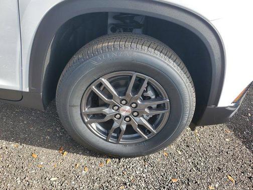 2026 GMC Acadia FWD Elevation
