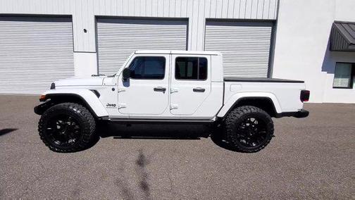 2023 Jeep Gladiator Willys 4x4