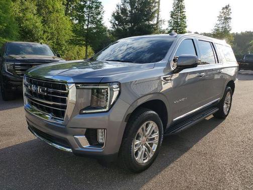 Satin Steel Metallic 2022 GMC Yukon XL SLT