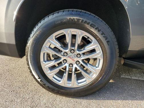 Satin Steel Metallic 2022 GMC Yukon XL SLT