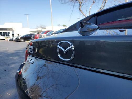 2022 Mazda MX-5 Miata RF Grand Touring