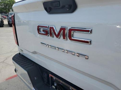 2025 GMC Sierra 2500 Base
