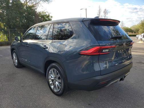 2024 Toyota Grand Highlander Platinum