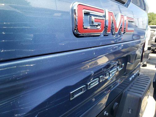 2025 GMC Sierra 2500 Denali
