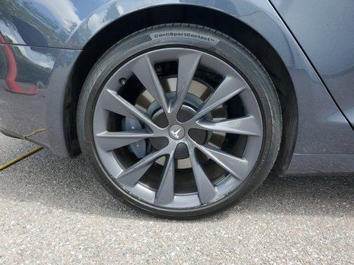 2018 Tesla Model S 75D