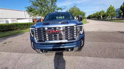 2024 GMC Sierra 2500 Denali
